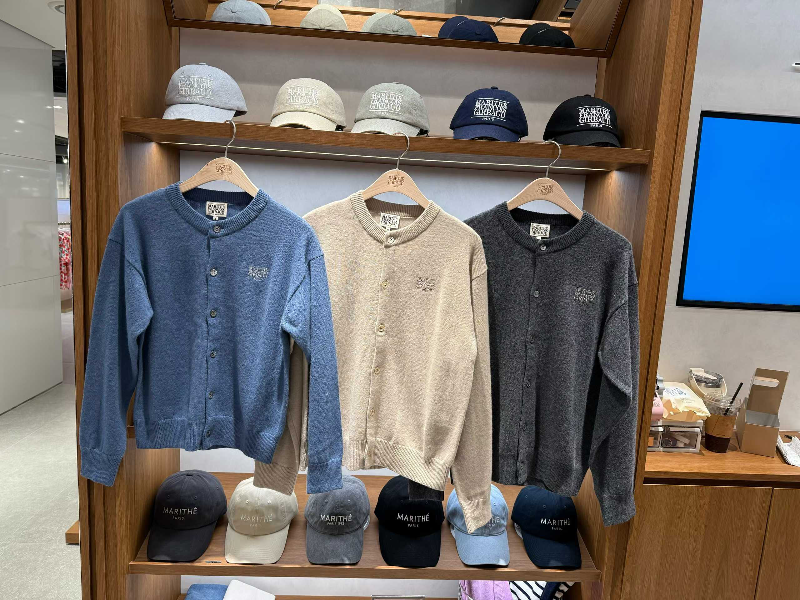 韓國 Marithe Francois Girbaud Basic Round Neck Cardigan【MF668】