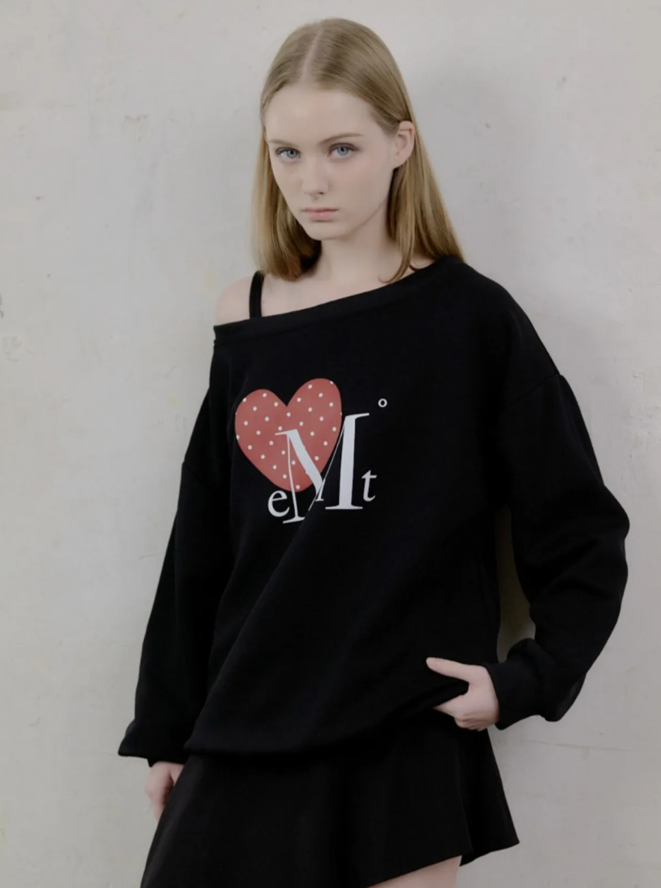 韓國 Mucent Moa Dot Heart Logo One Shoulder Mtm【MU197】