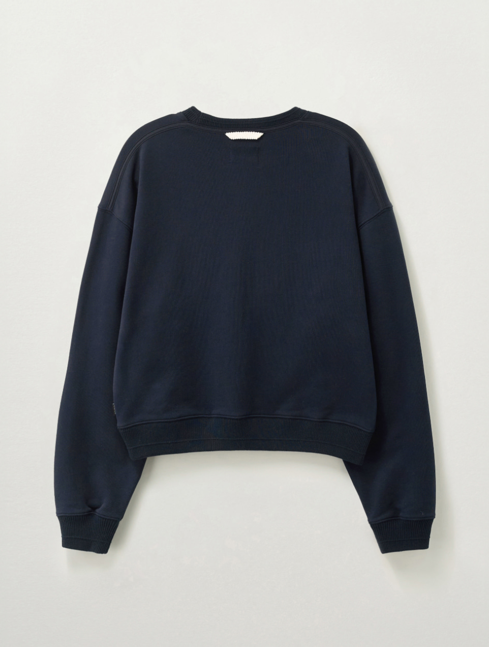 韓國 Satur Women's Lauren Small Logo Basic Crop Sweatshirt【SR261】