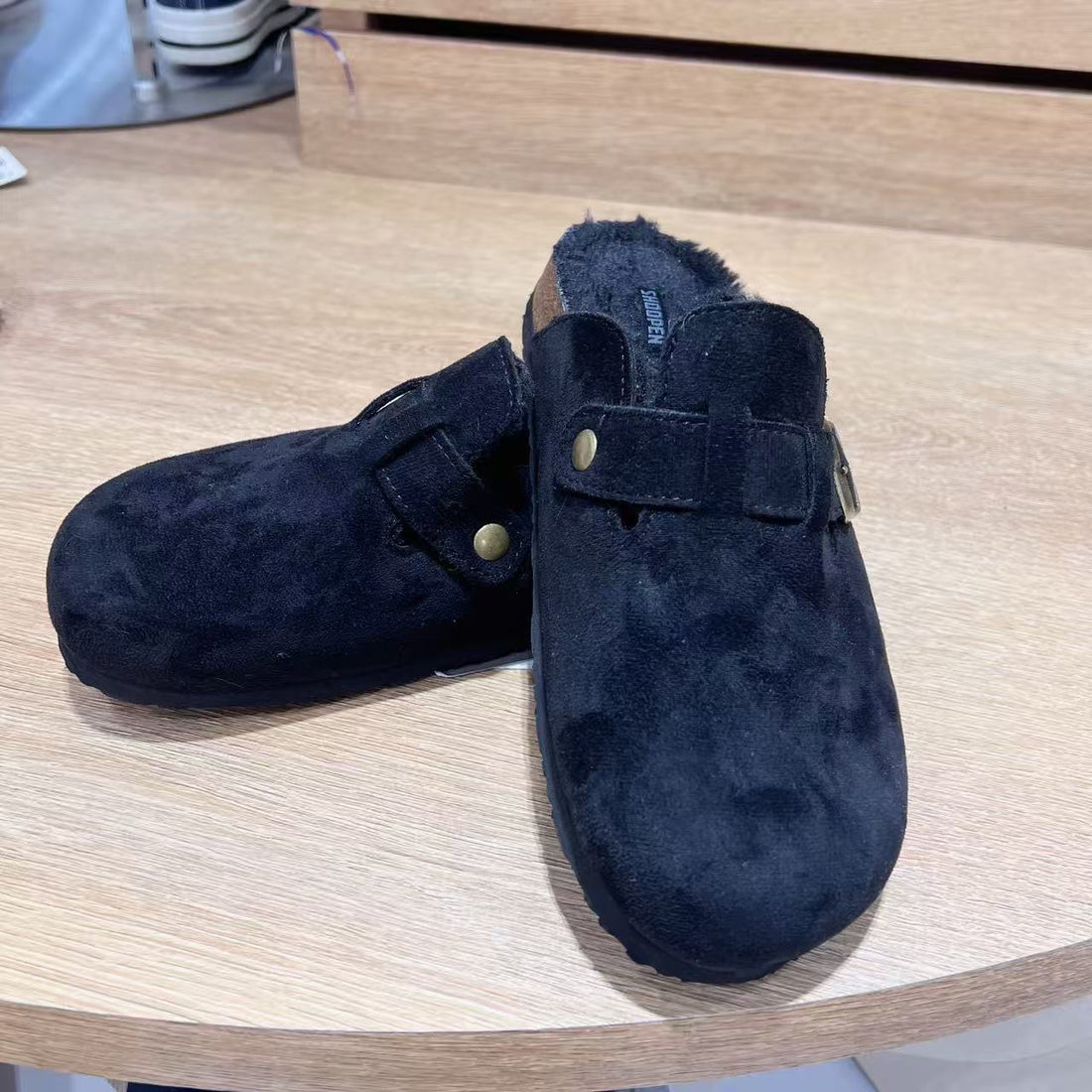 韓國 SPAO Shearling Suede Clogs【SP264】