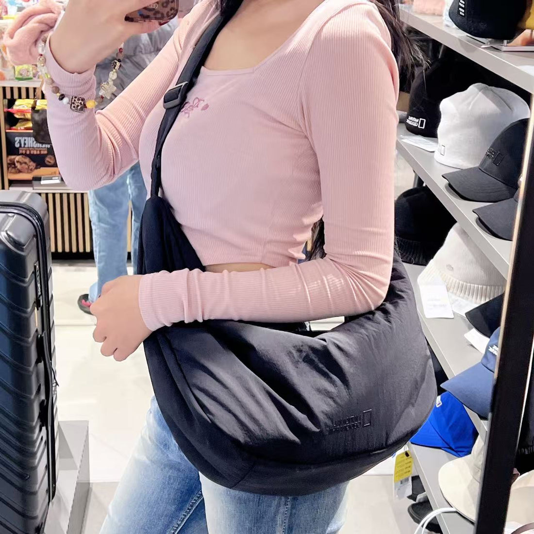 韓國 National Geographic Padded Slink Crossbody Bag【NG150】