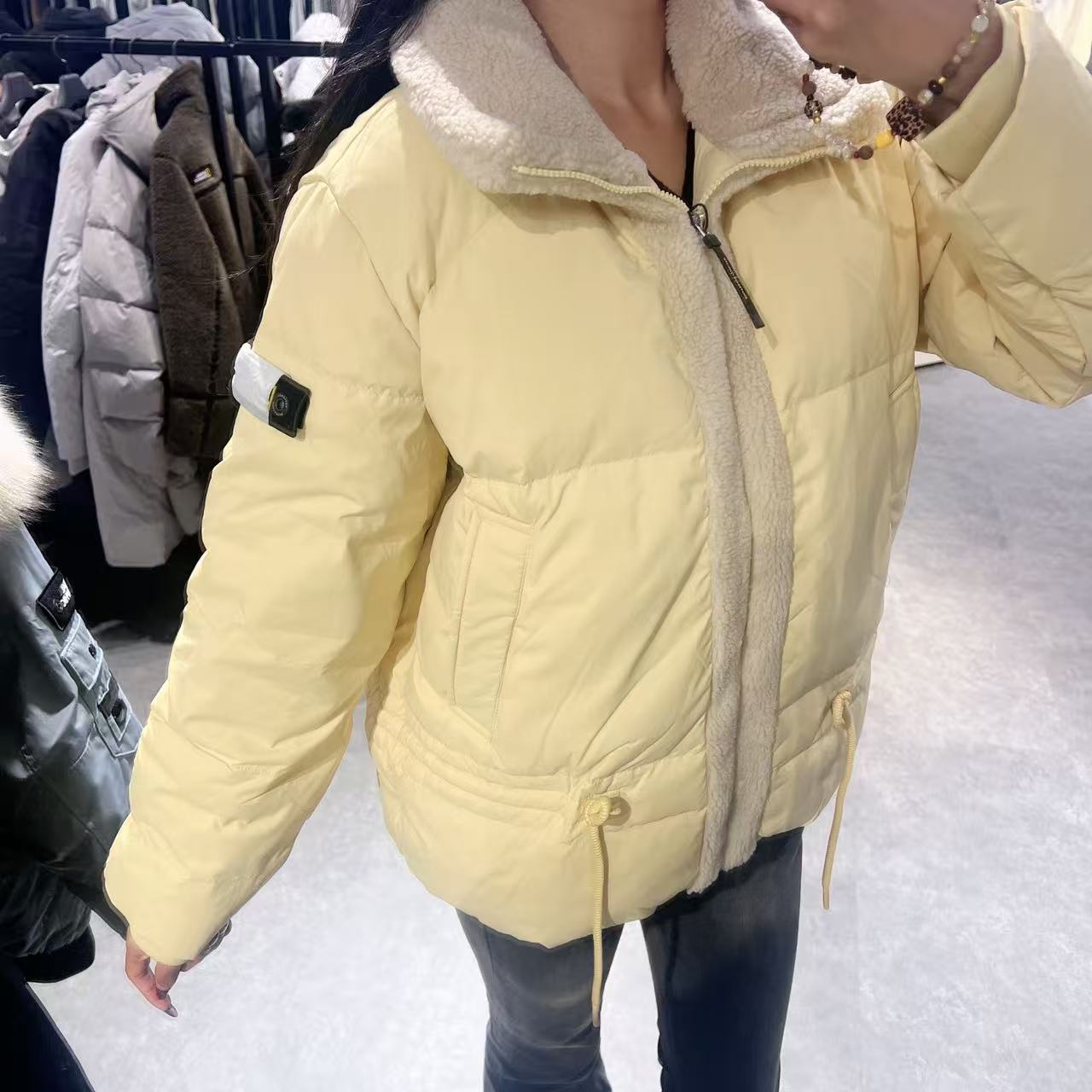 韓國 National Geographic Women's Fleece Two-tone Short-Length Goose Down Jumper (鵝絨)【NG050】