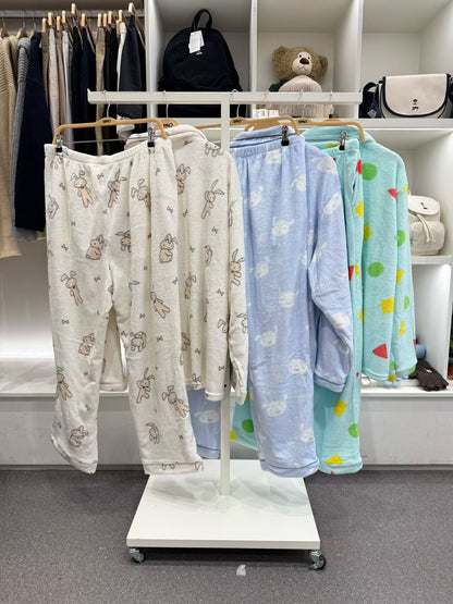 韓國 SPAO Crayon Shin-chan Crayon Shin-chan Sleeping Pajamas【SP278】