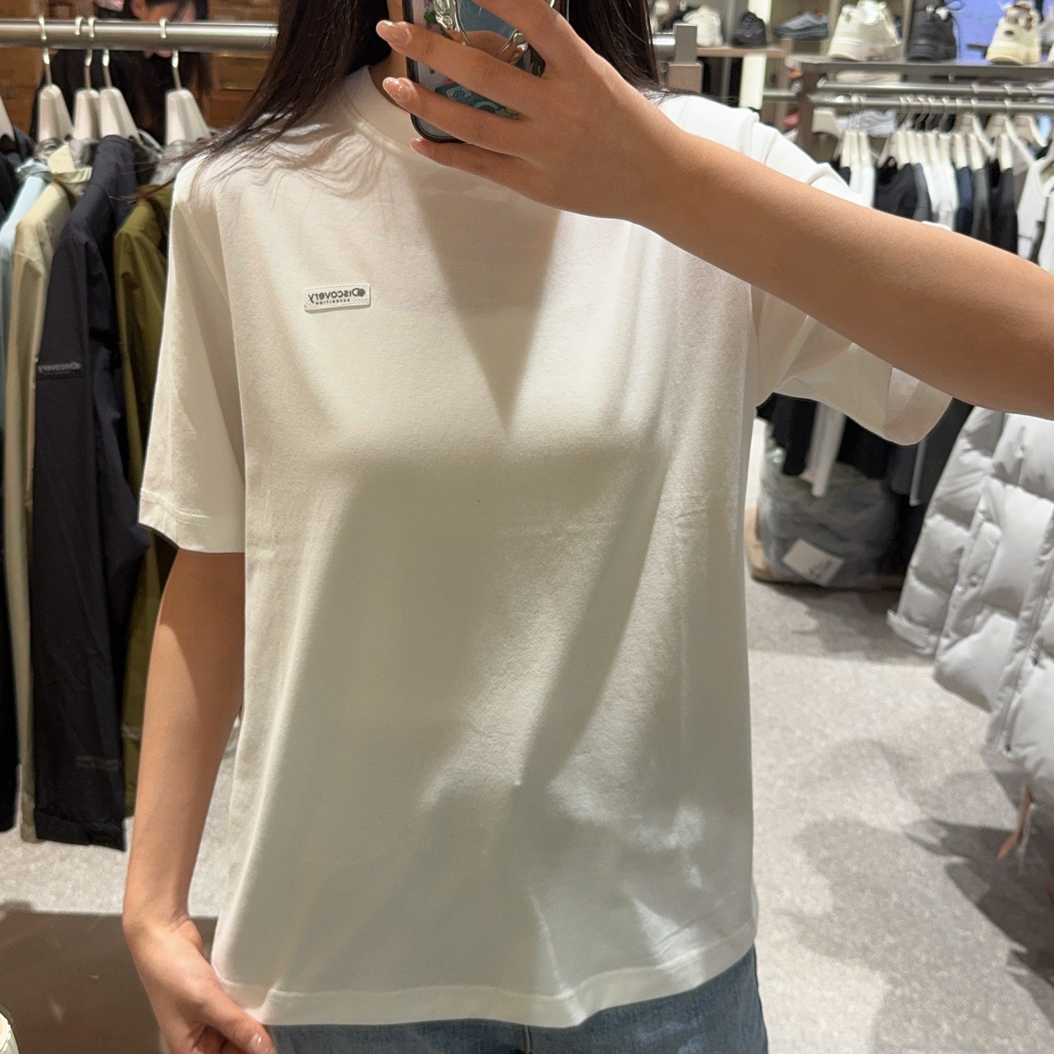 韓國 Discovery Fresh event small logo semi-overfit short sleeve t-shirt【DY186】