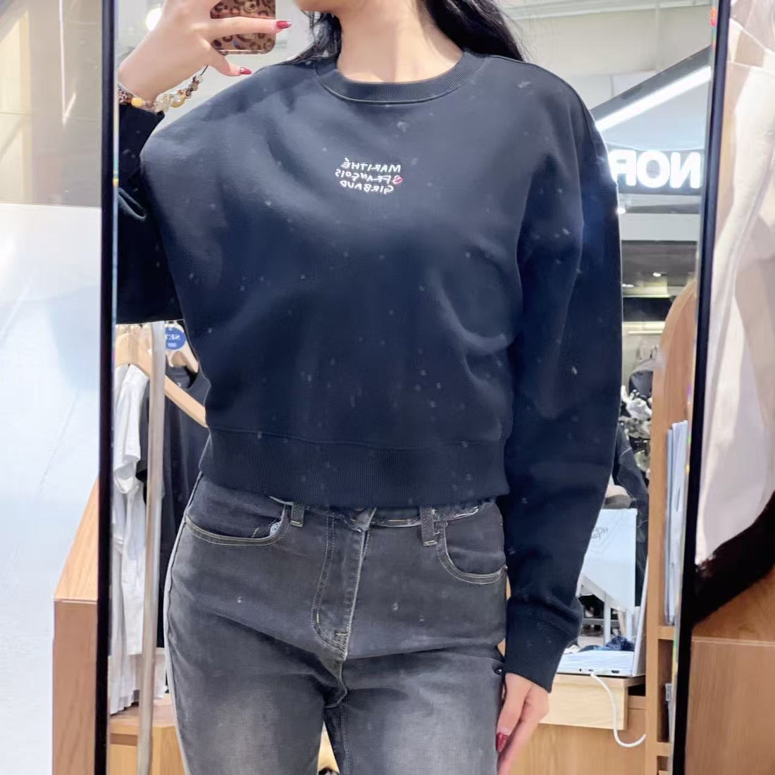 韓國 Marithe Francois Girbaud W Marithe Love Graphic Crop Sweatshirt【MF679】