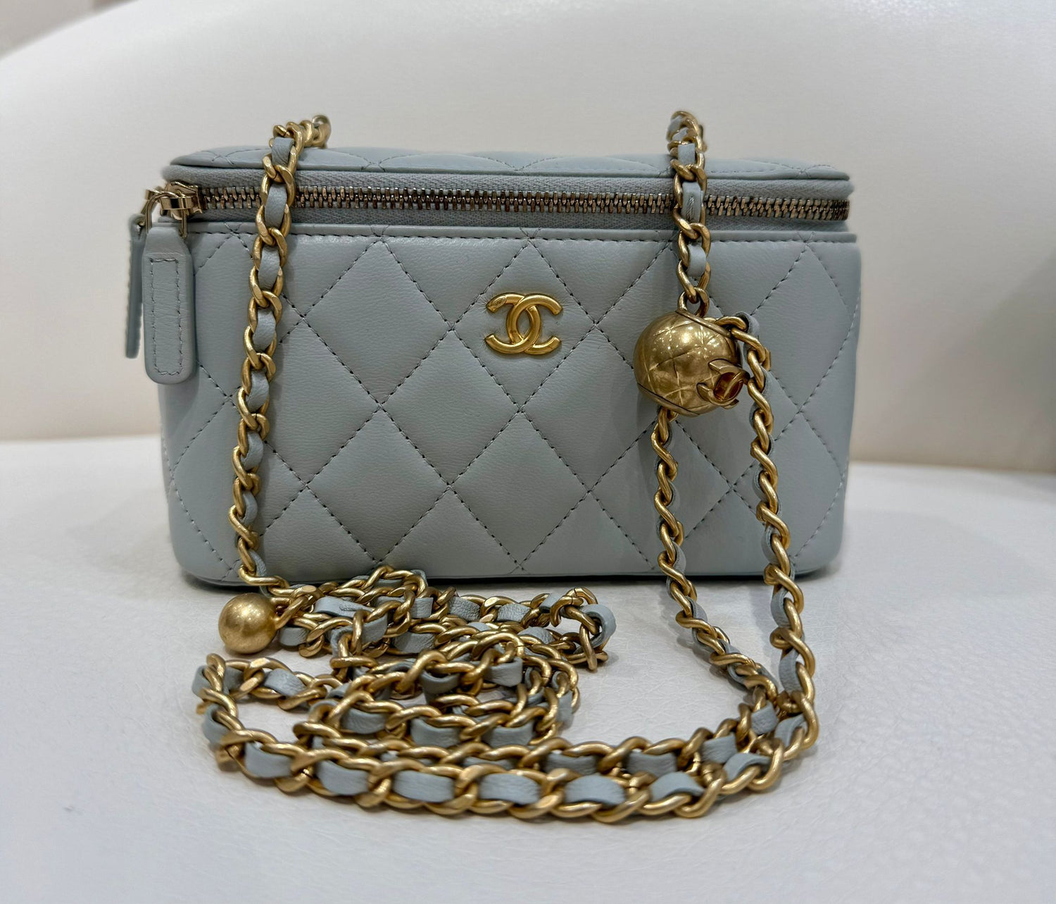 二手 CHANEL金波長盒子  訂金 $500 總售價 $18380【JS570】