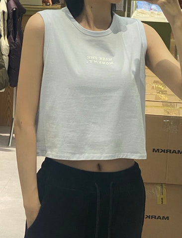 韓國 Markm WAVE SLOGAN SLEEVELESS CROP T-SHIRT【MA052】 - STT Mall HK 靚太網購