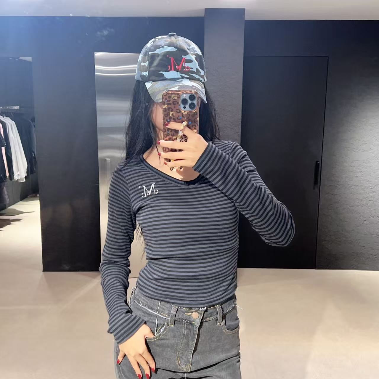 韓國 Mucent Emma V-Neck Striped Long Sleeve T-Shirt【MU124】