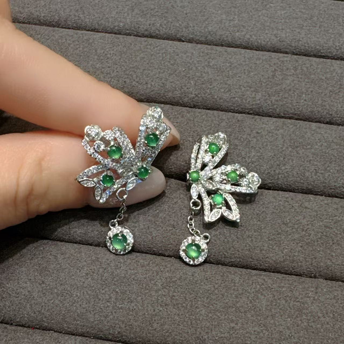 S925銀滿綠蝴蝶耳環【KX682】