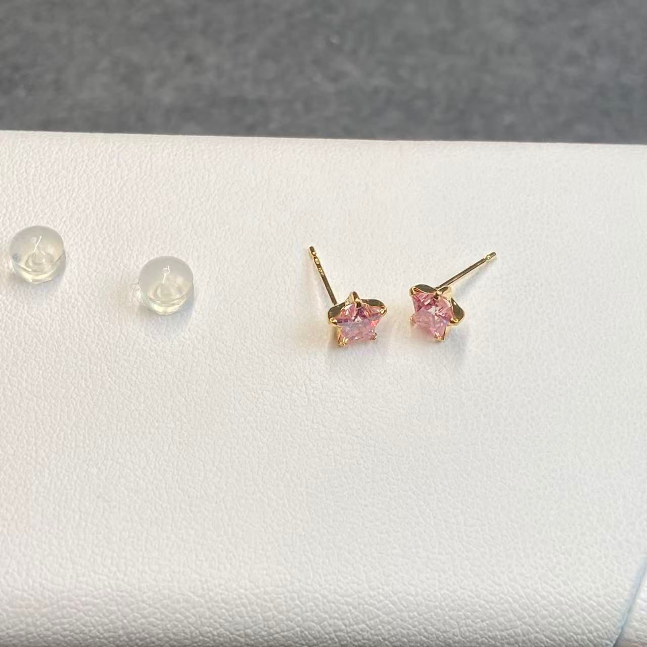 日本直送 18k粉莫桑星星金耳釘【JS419】