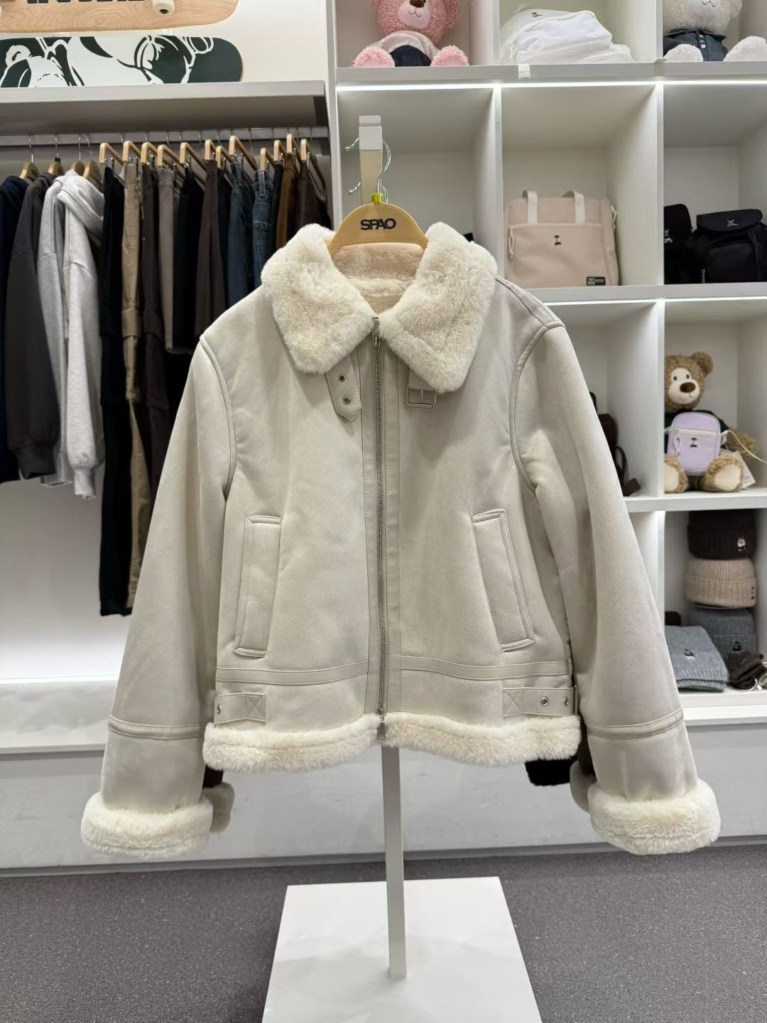 韓國 SPAO Fur Color Mustang【SP193】