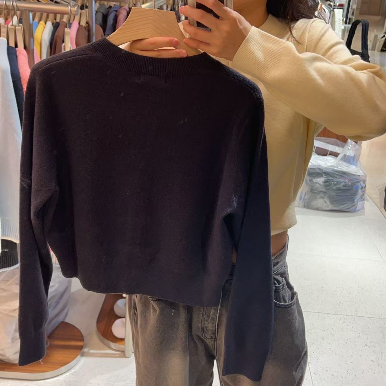 韓國 Wacky Willy Women's Lily Wappen Round Neck Cardigan【WW036】