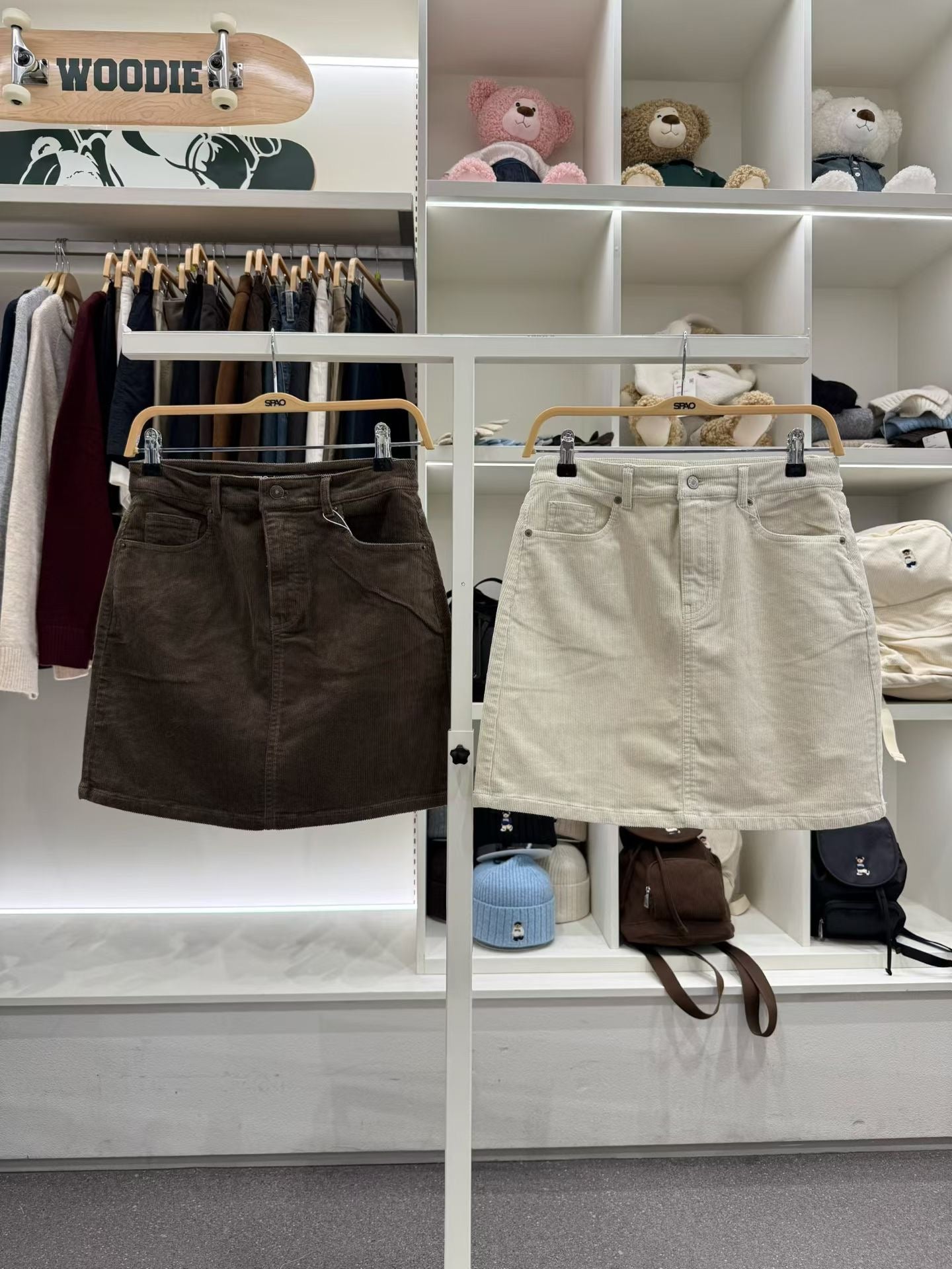 韓國 SPAO Corduroy Mini Skirt【SP283】