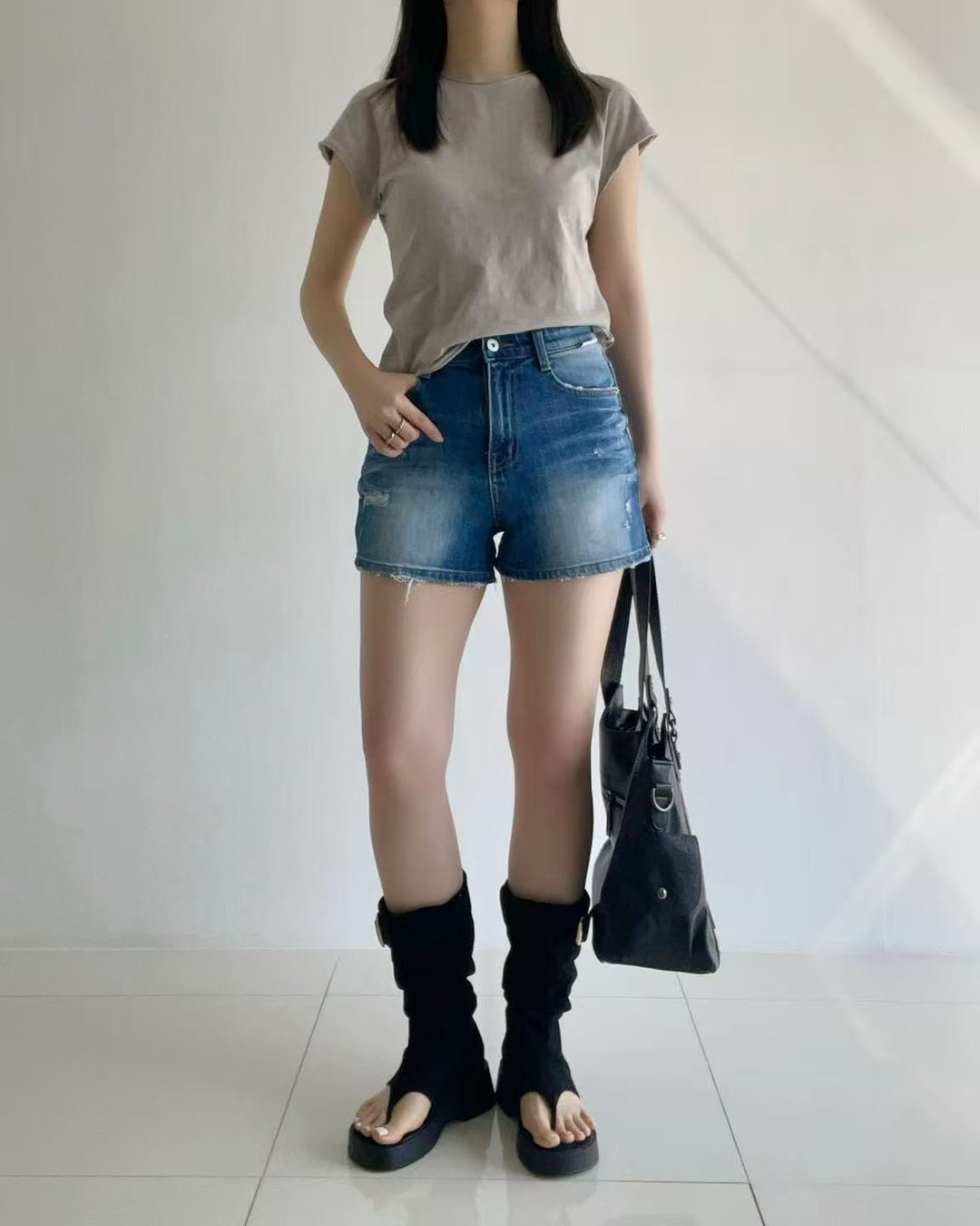 韓國 HowLuk 牛仔短褲 (夏季款)【H6031】