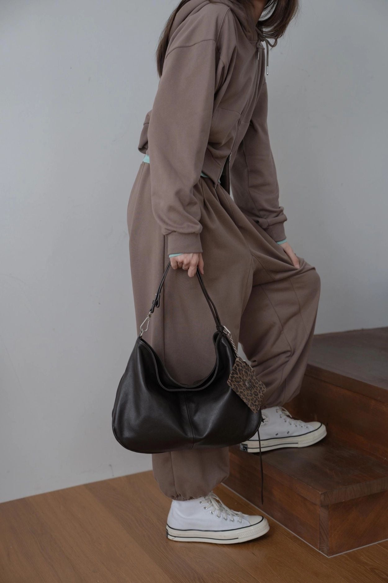 韓國 Bucks Leather 法式皮塔包【SM747】