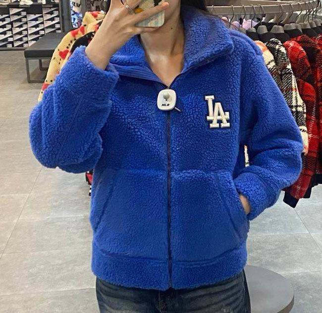 韓國 MLB Mega Logo Fleece Jacket 【MB005】 - STT Mall HK 靚太網購