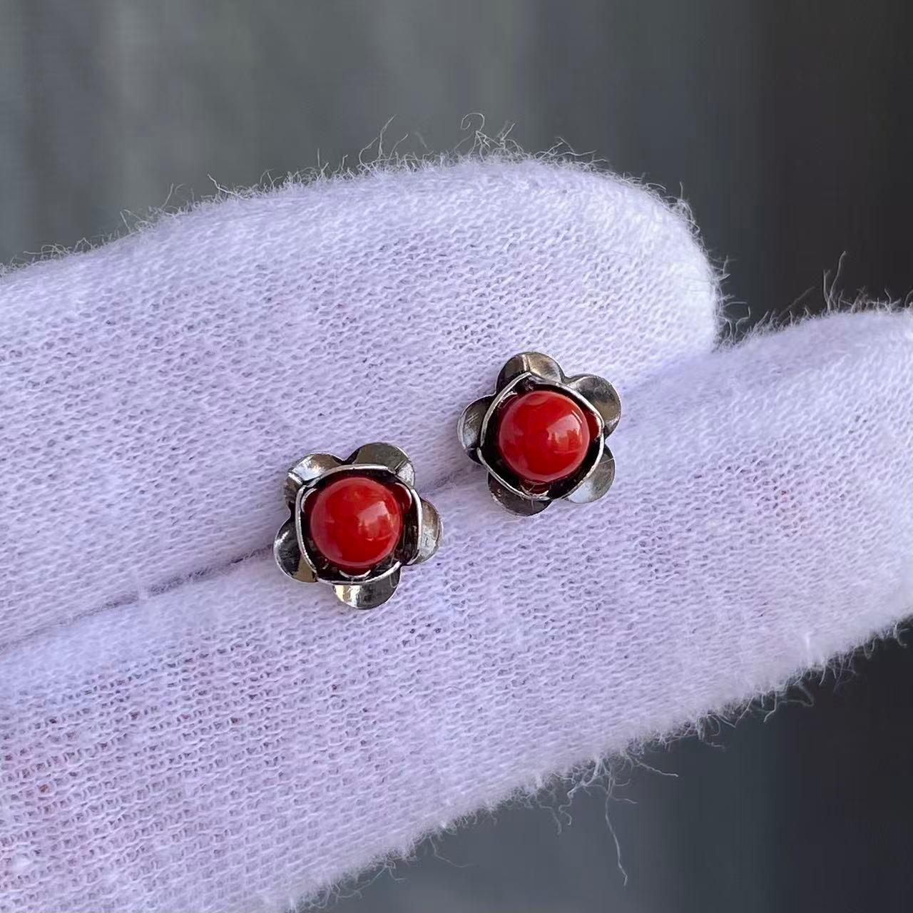 日本直送 珊瑚耳釘【JS399】