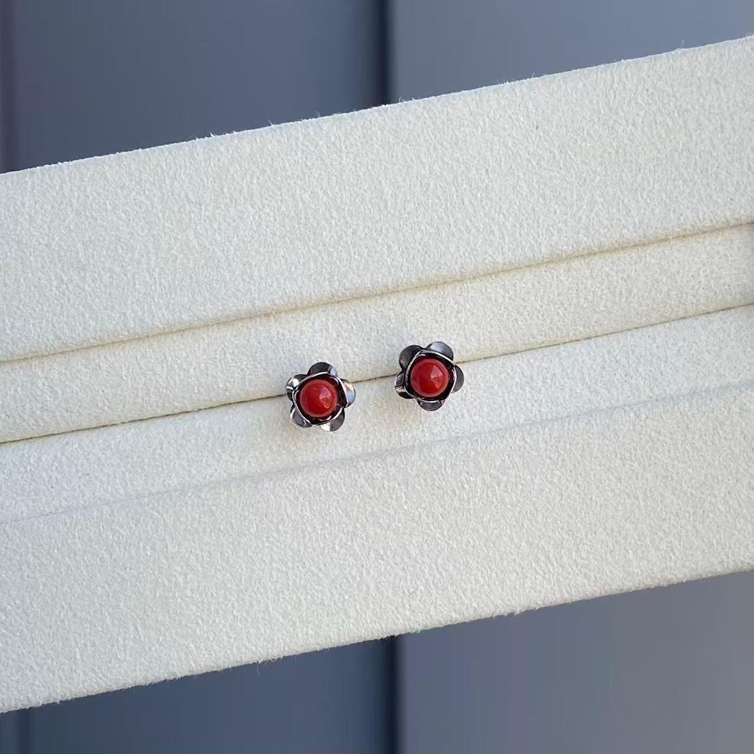 日本直送 珊瑚耳釘【JS399】