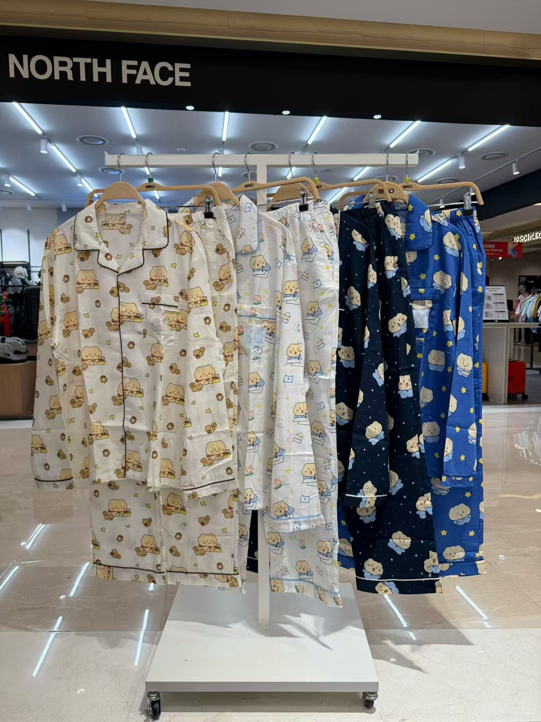 韓國 SPAO Messy long-sleeved Pajamas【SP227】