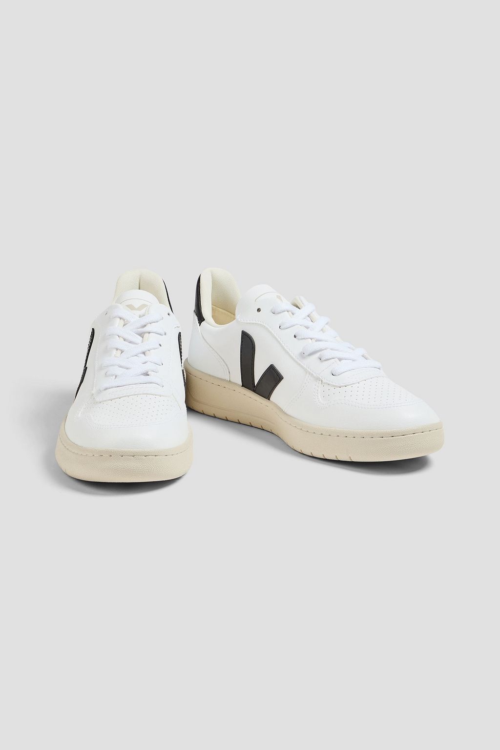 VEJA V-10 add perforated leather sneakers【JA143】