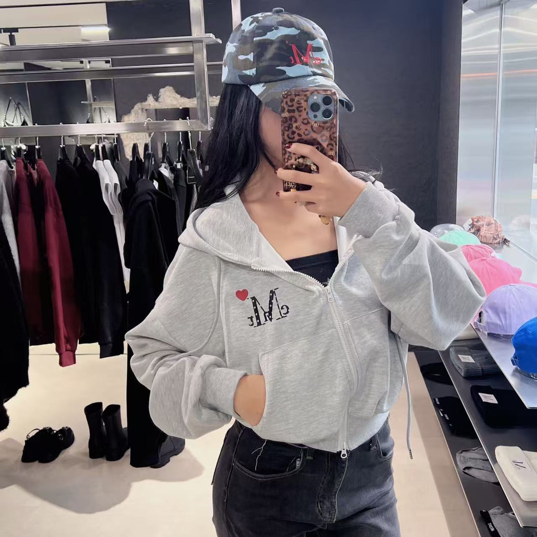 韓國 Mucent Lovrits Mini Heart Logo Hoodie Zip Up【MU126】