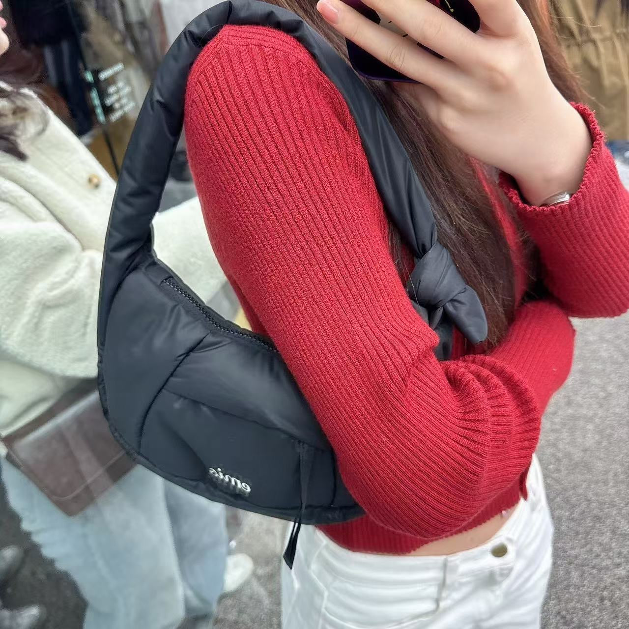 韓國 EMIS Padded Zip Pocket Hobo Bag【ES095】