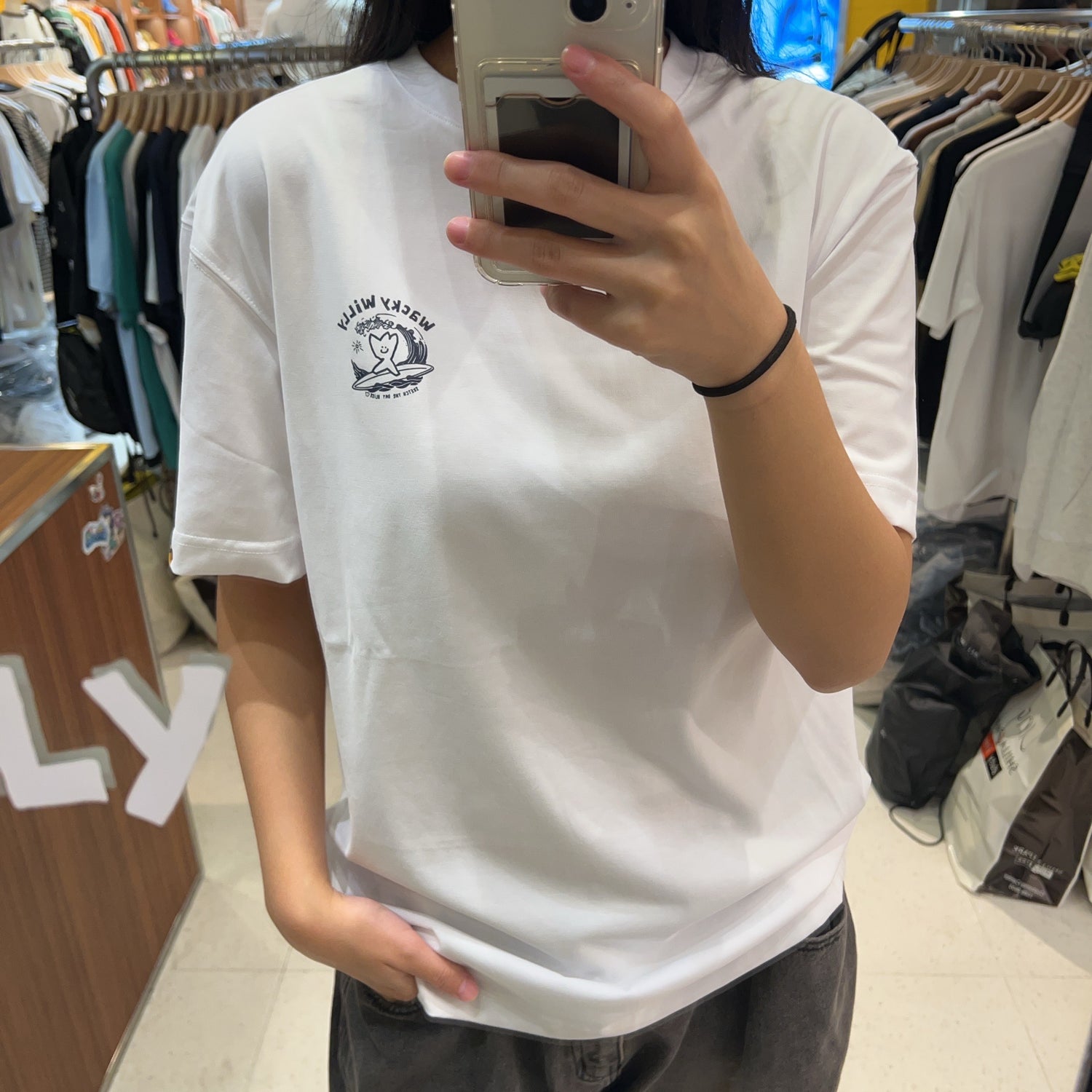 韓國 Wacky Willy Surfing Kiki Graphic Short Sleeve T-Shirt【WW008】