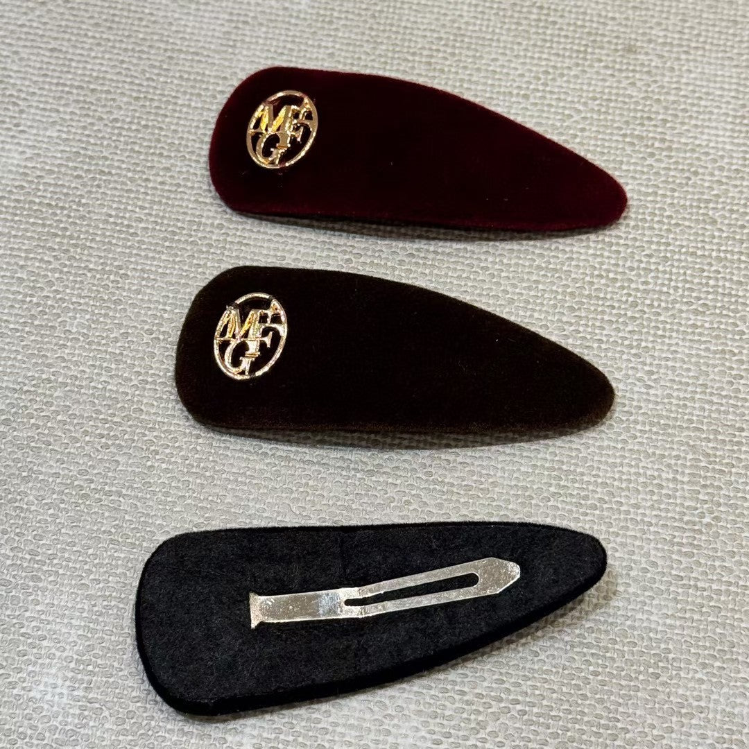 韓國 Marithe Francois Girbaud Circle Logo Velvet Hair Pin【MF732】