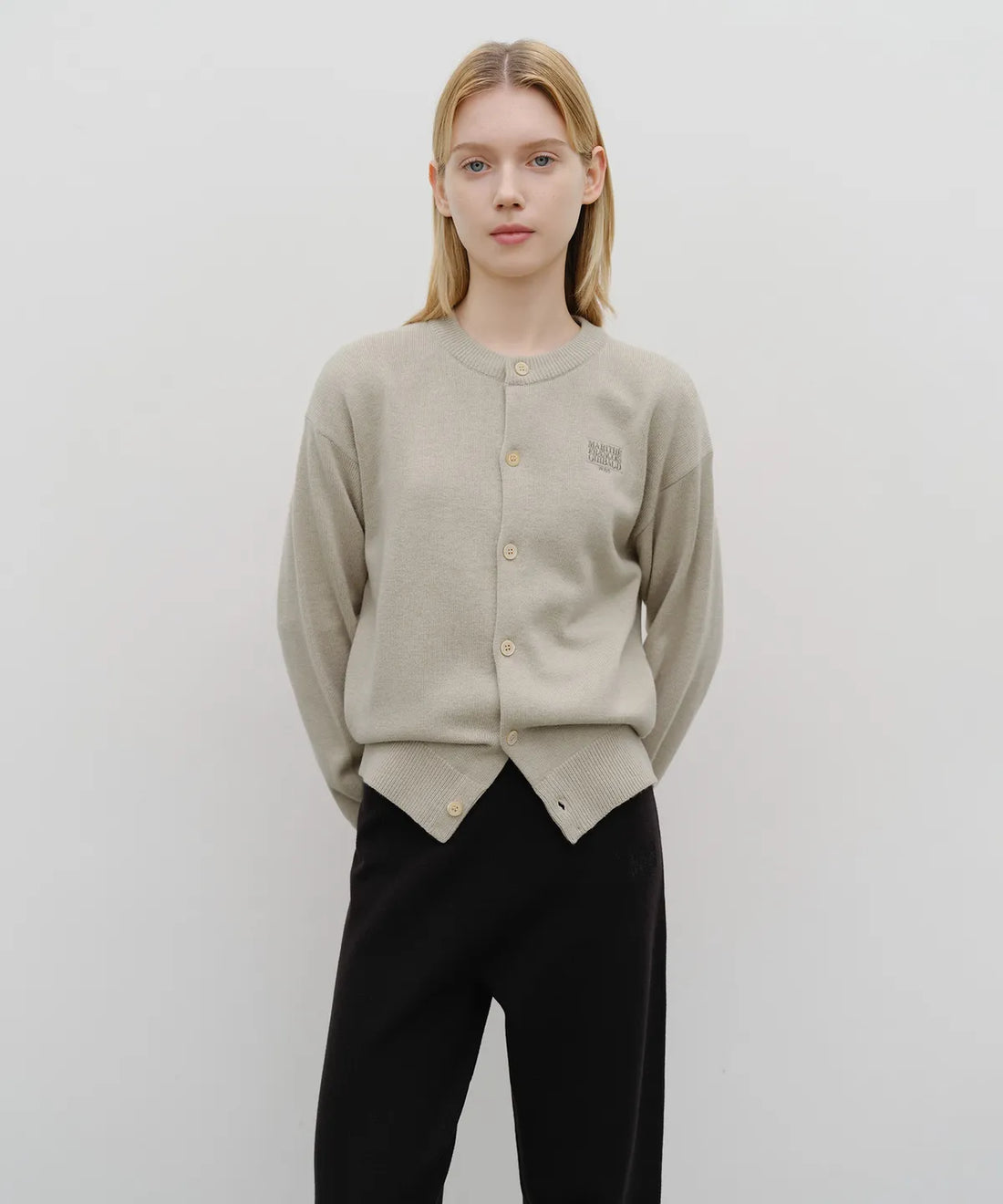 韓國 Marithe Francois Girbaud Basic Round Neck Cardigan【MF668】