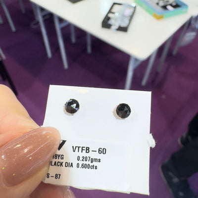 日本直送 天然黑鑽耳釘【JG193】