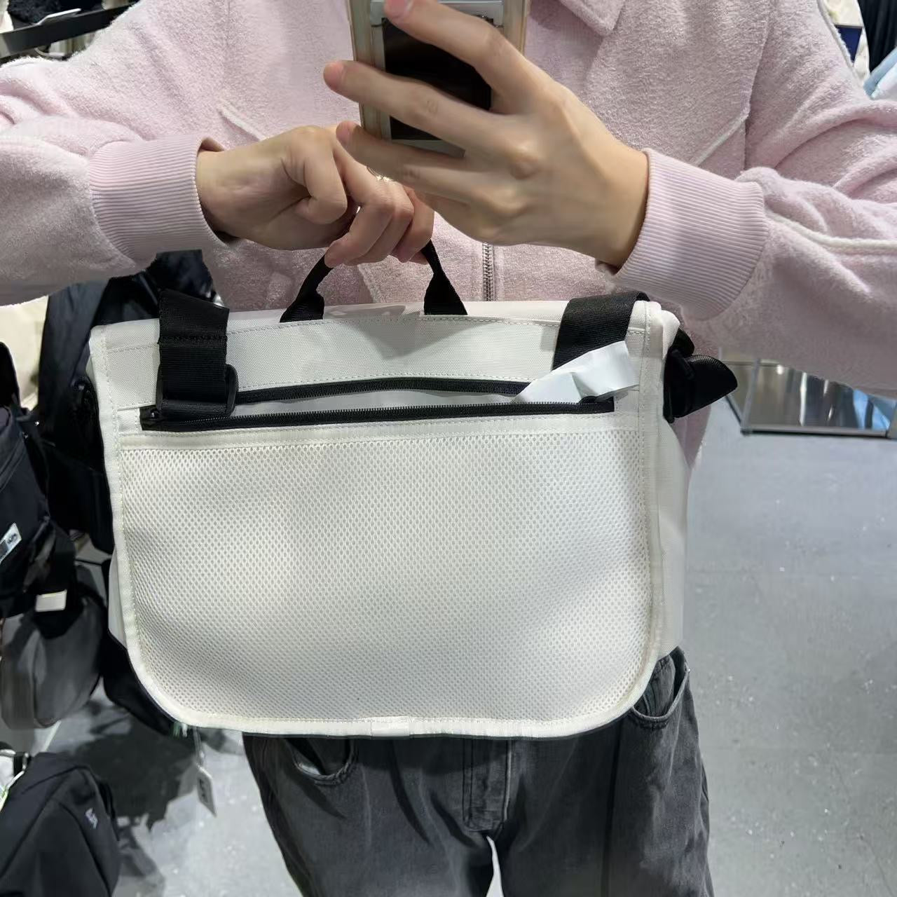 韓國 FILA Signature Small Messenger Bag【FA102】