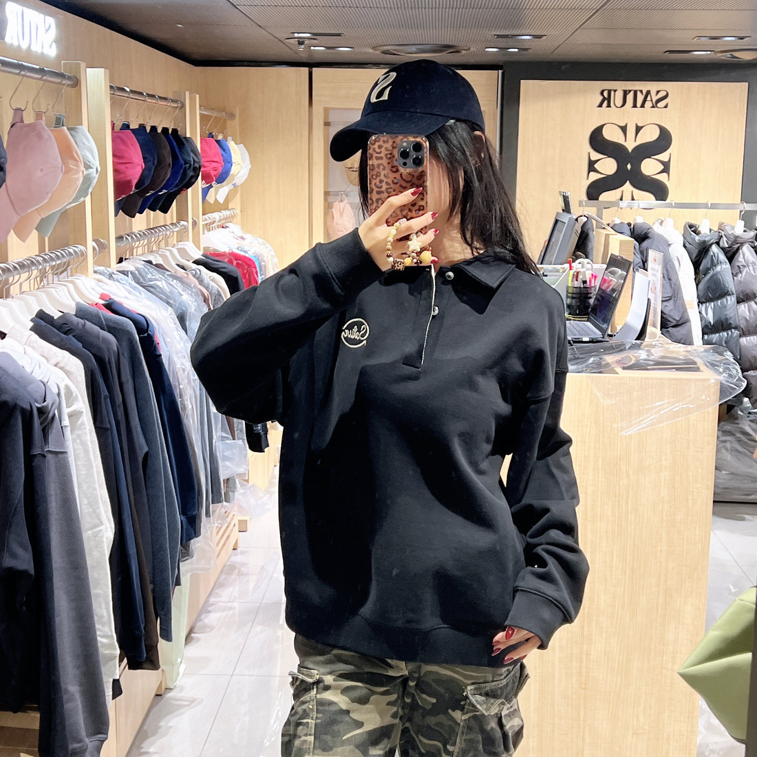 韓國 Satur Rope Logo Loose Fit Collar Sweatshirt【SR219】