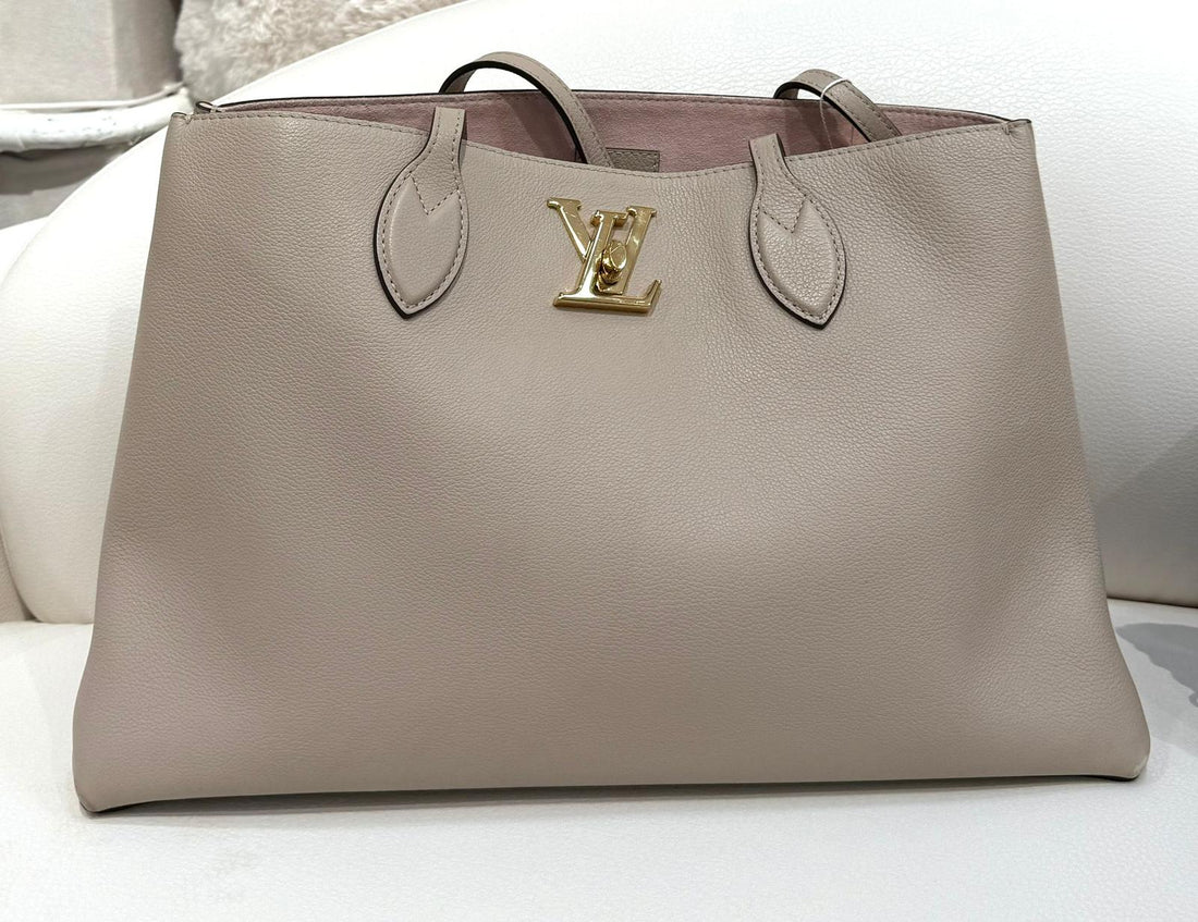 二手LV 米色金扣LV牛皮包 【JS558】