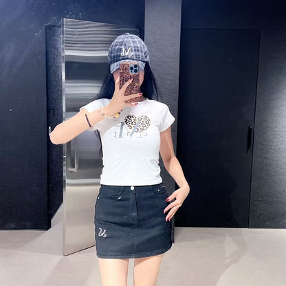 韓國 Mucent Coron Back Leather Leopard Heart Patch Skirts【MU150】