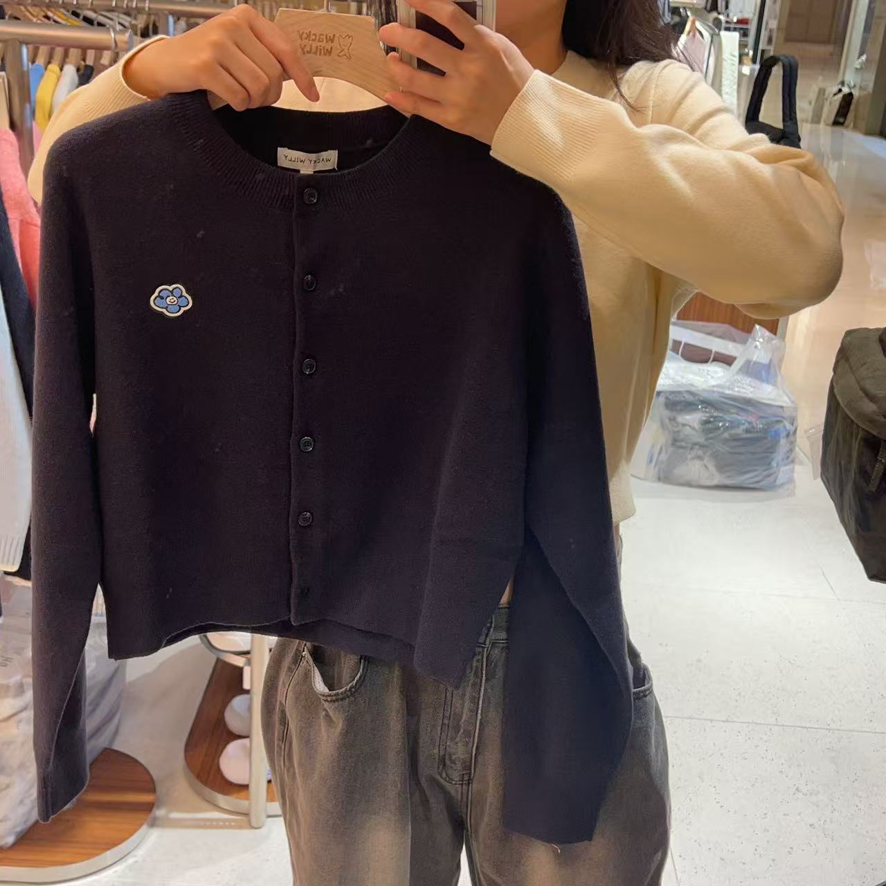 韓國 Wacky Willy Women's Lily Wappen Round Neck Cardigan【WW036】