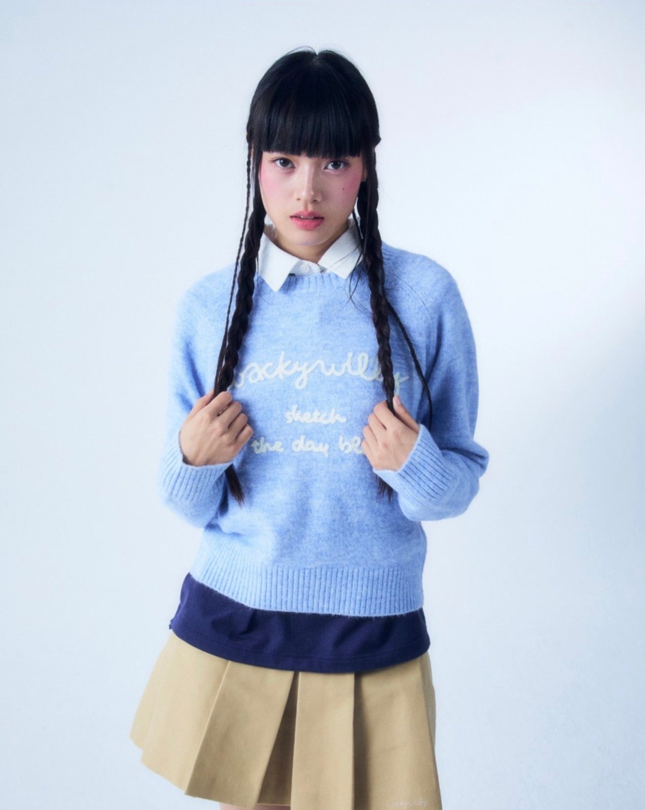 韓國 Wacky Willy Women's Hairy Lettering Embroidery Pullover【WW078】