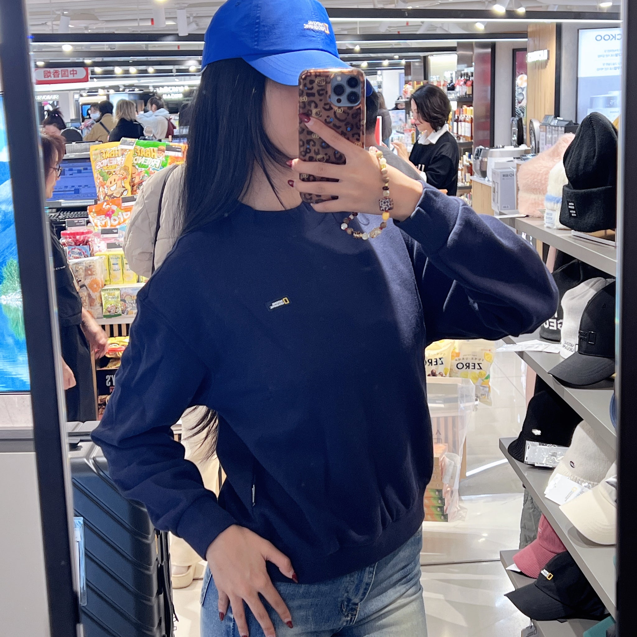 韓國 National Geographic Women's Winter Mock Neck Graphic Fleece Sweatshirt【NG138】