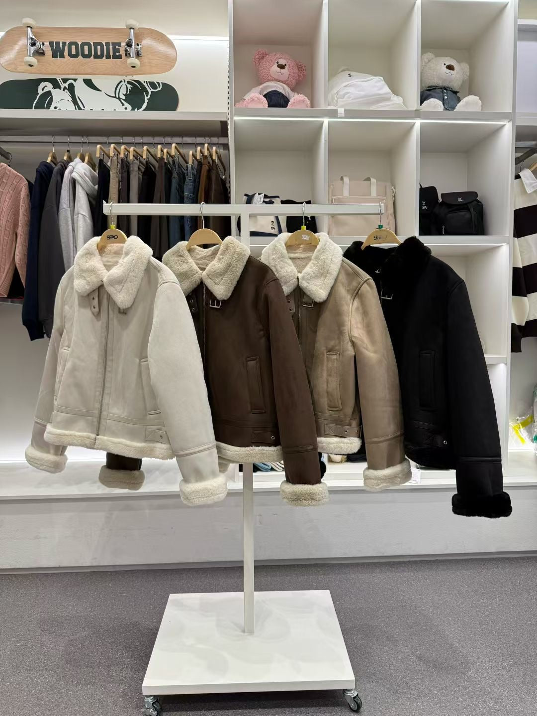韓國 SPAO Fur Color Mustang【SP193】