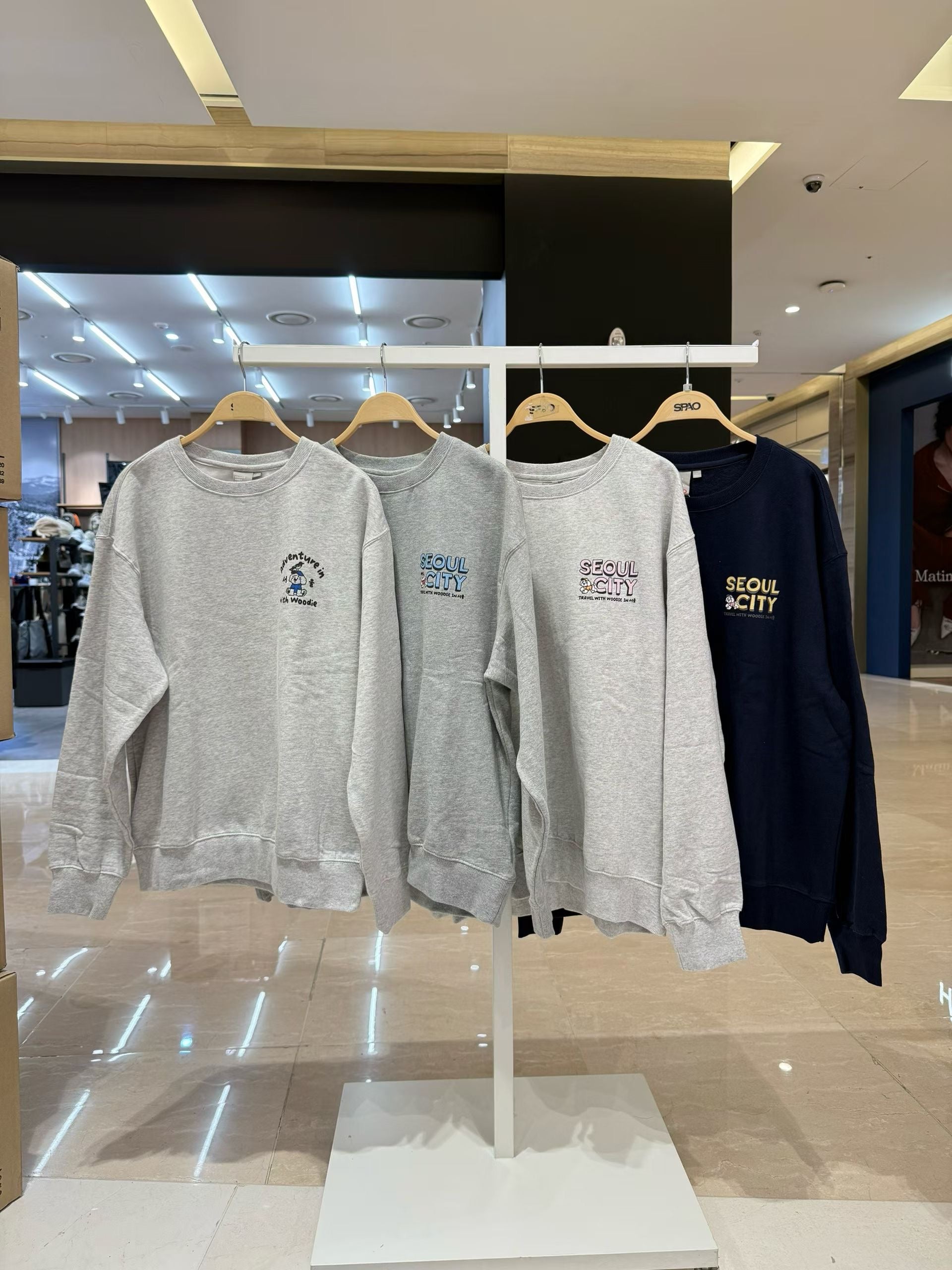 韓國 SPAO City Tour Sweatshirt【SP269】