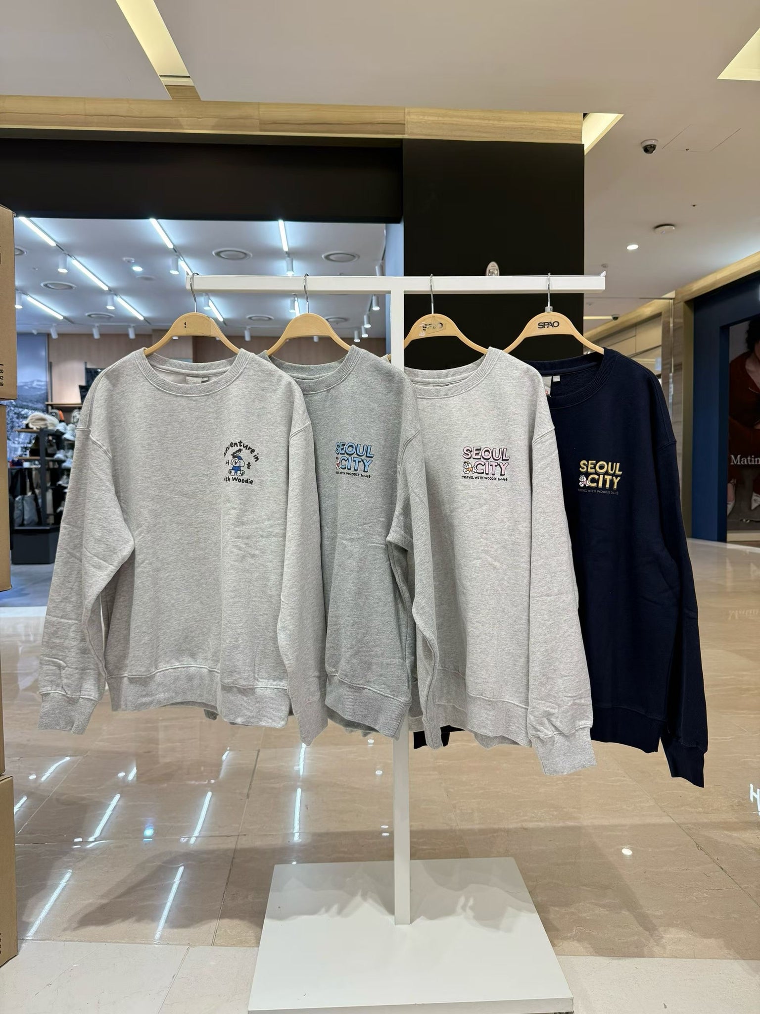 韓國 SPAO City Tour Sweatshirt【SP269】