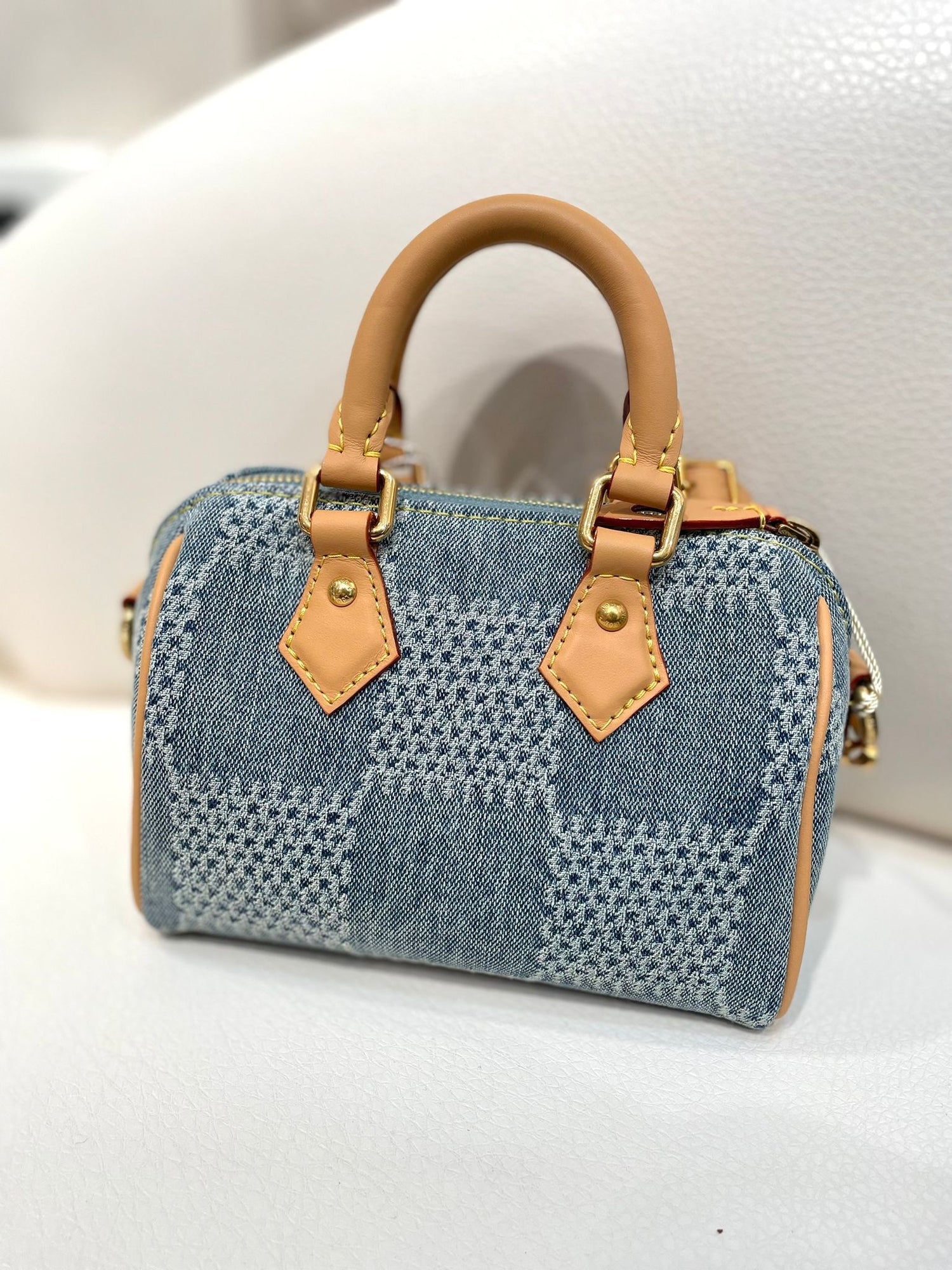 全新LV speedy18 芯片款  訂金 $500 總售價 $13998【JS568】