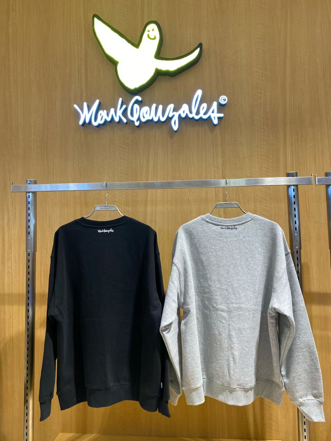 韓國 Mark Gonzales Flying Angel Graphic Sweatshirt【MG125】