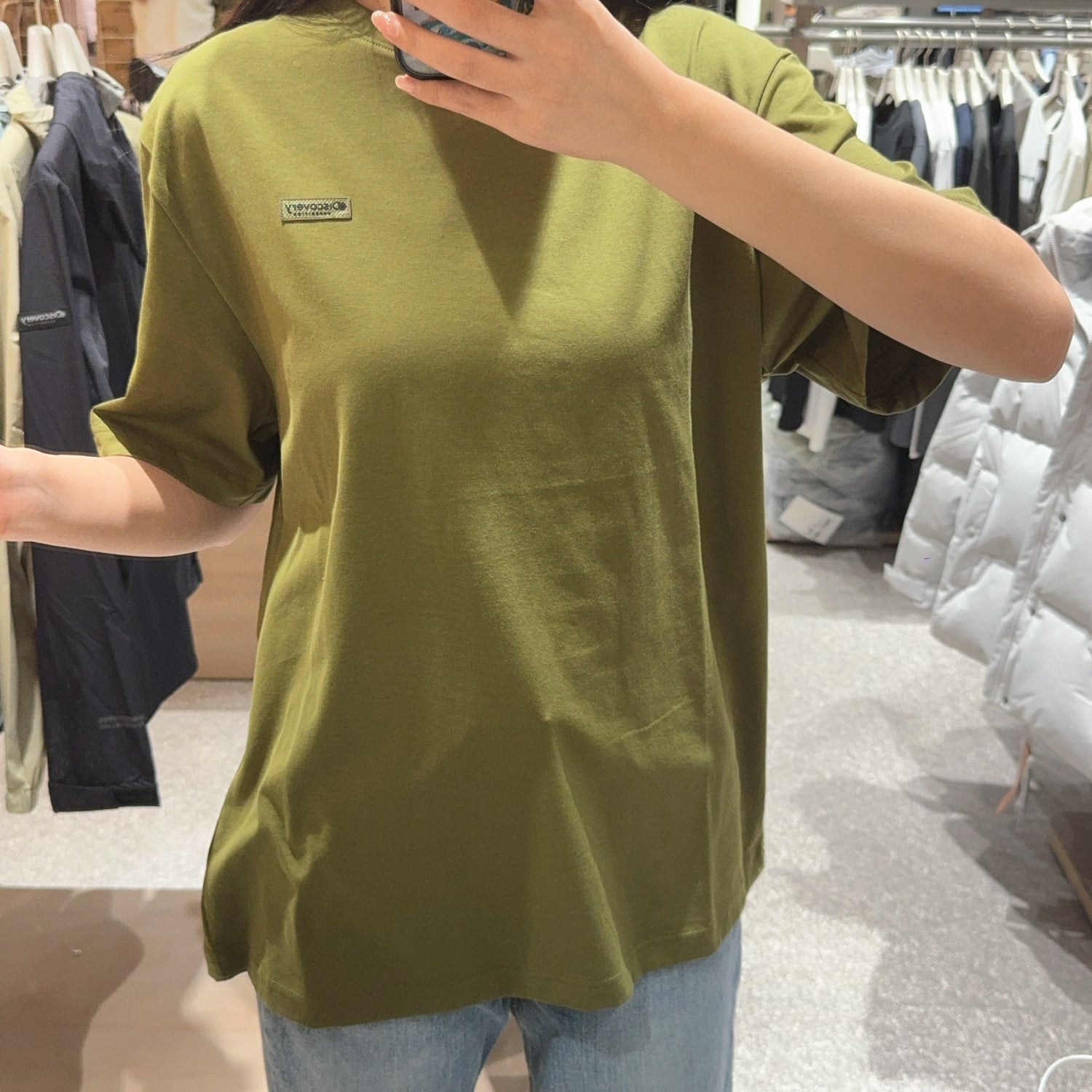 韓國 Discovery Fresh event small logo semi-overfit short sleeve t-shirt【DY186】