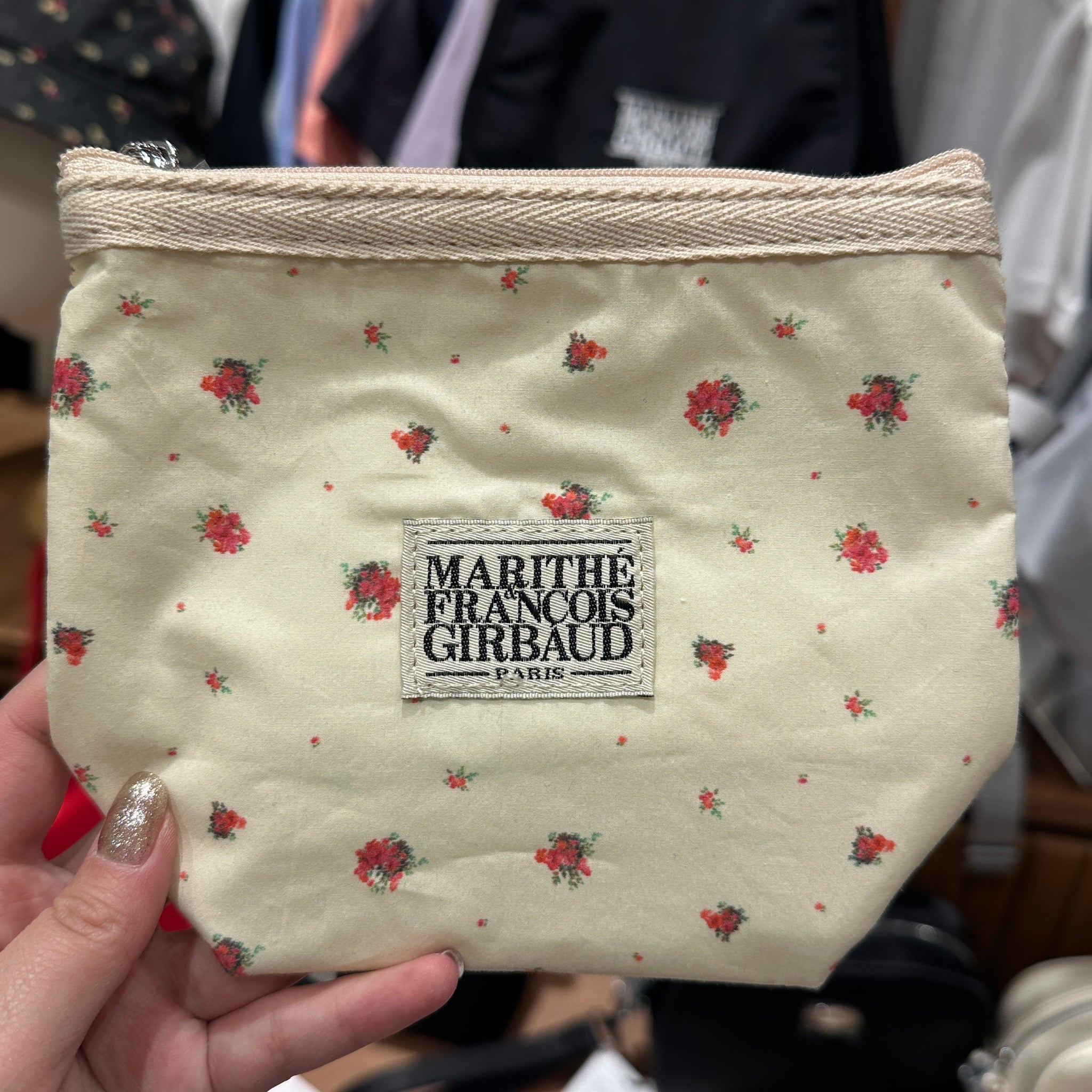 韓國 Marithe Francois Girbaud LASSIC LOGO VINTAGE FLOWER POUCH 【MF317】 - STT Mall HK 靚太網購