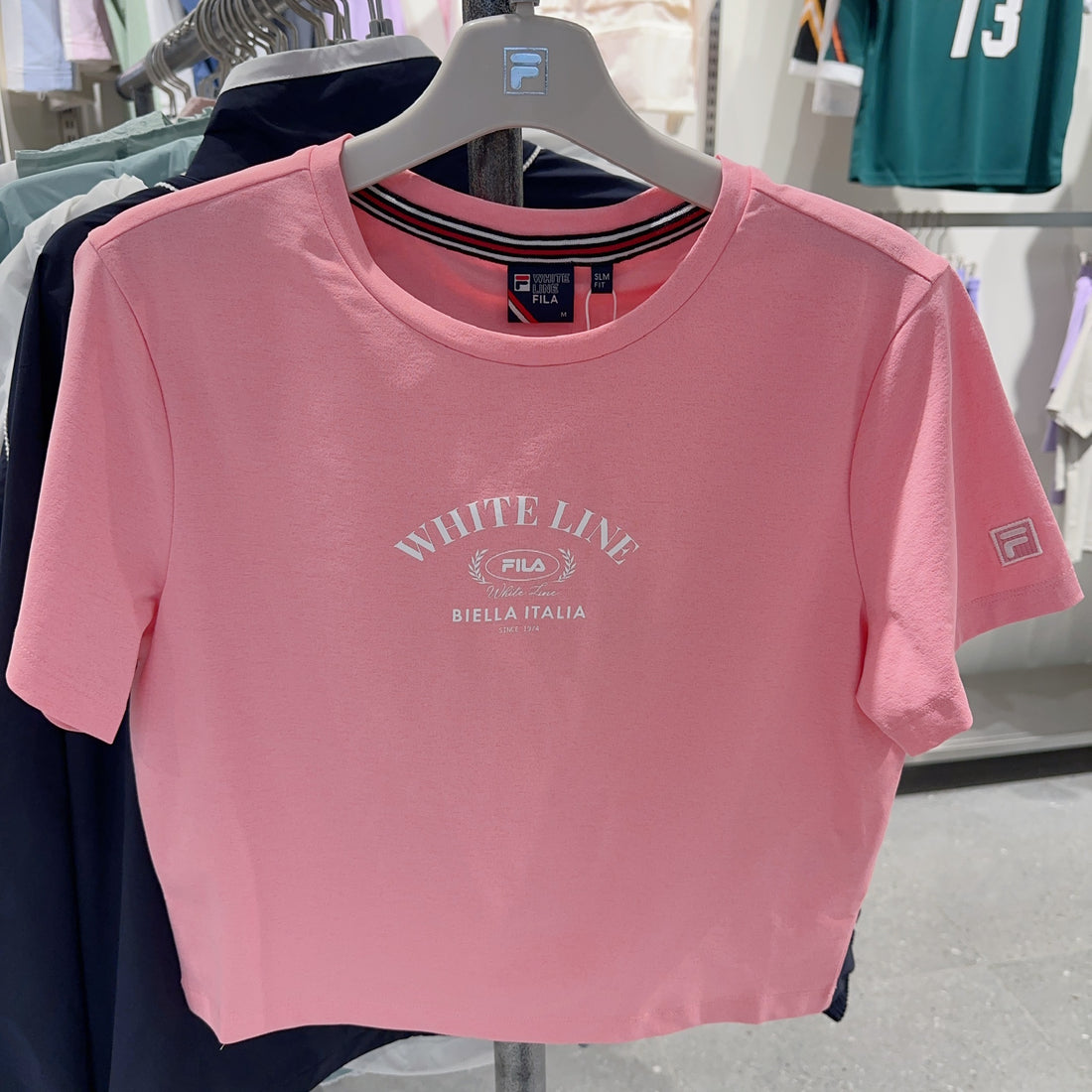 韓國 FILA Lightweight Stretch Crop Graphic Short Sleeve T-shirt【FA312】