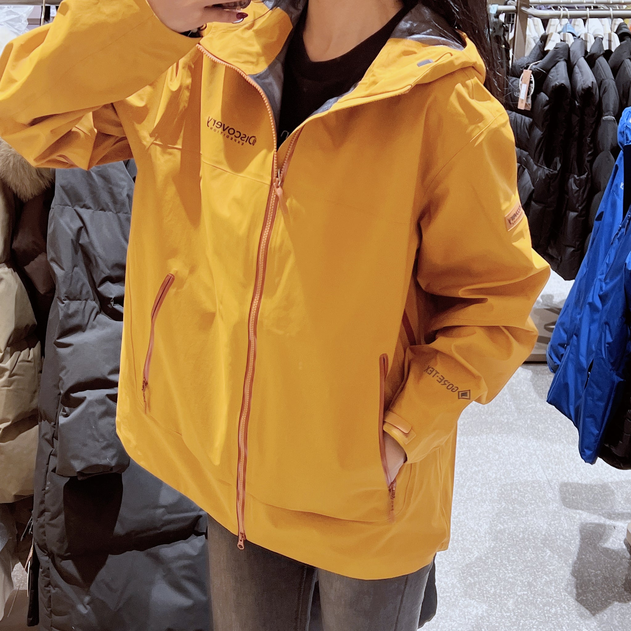 韓國 Discovery Men's Gore-Tex 3L Waterproof Jacket【DY060】