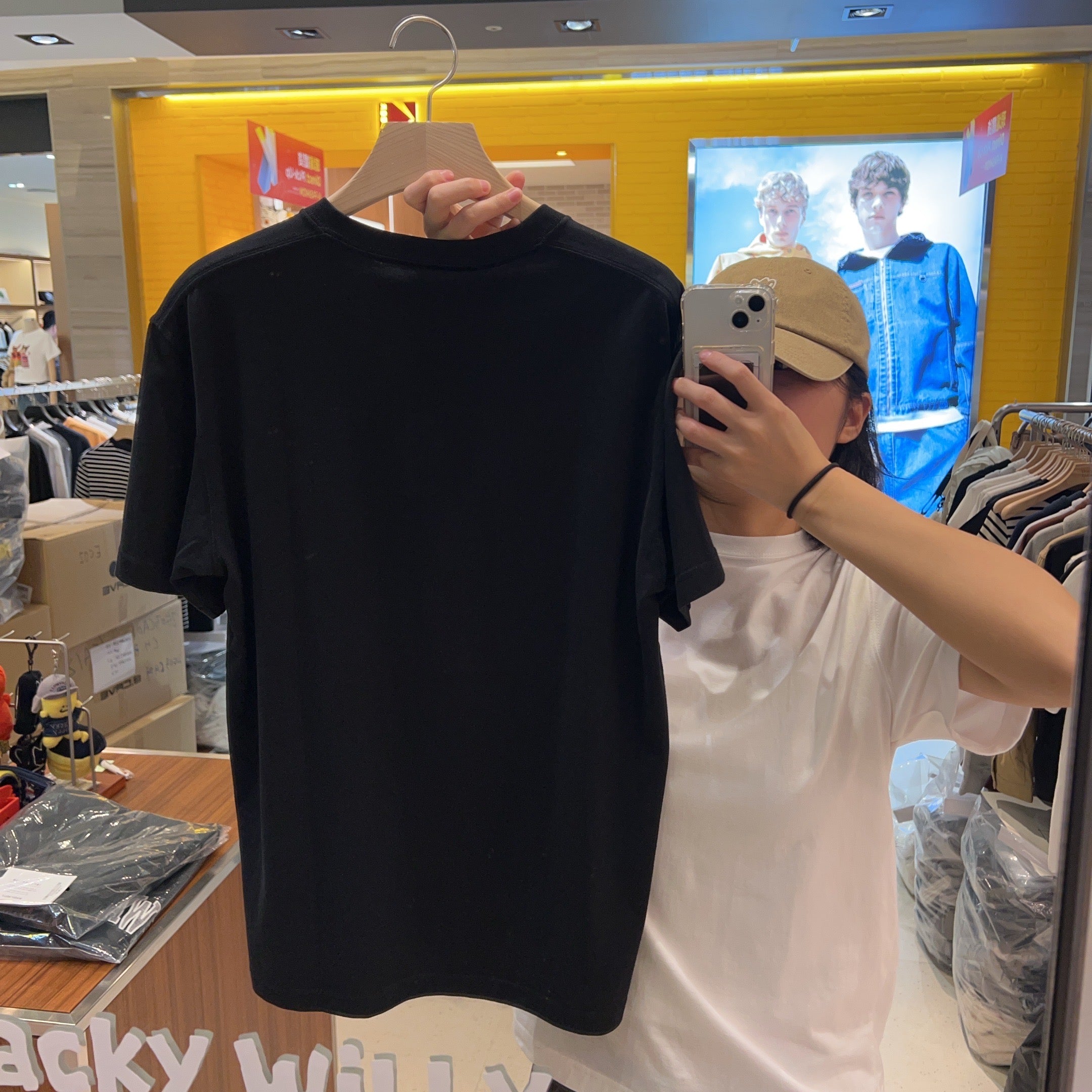 韓國 Wacky Willy Signature Kiki Wappen Short Sleeve T-Shirt【WW006】