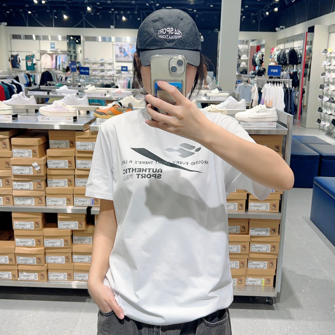 韓國 FILA Lightweight Stretch Graphic Short Sleeve T-Shirt【FA298】