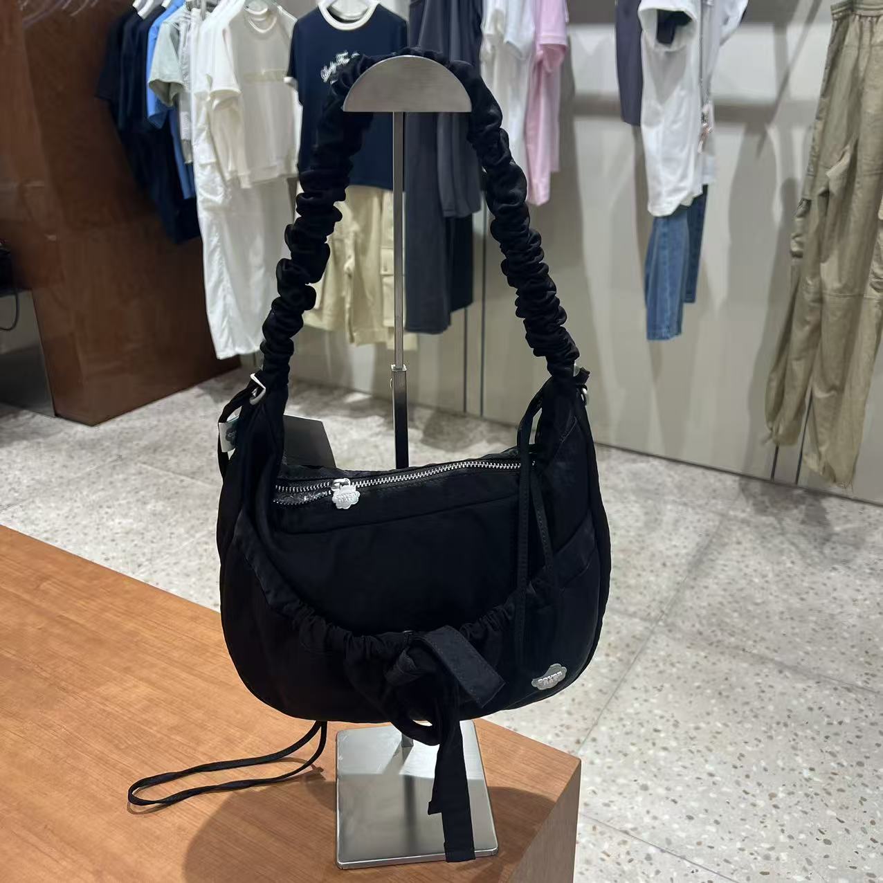 韓國 Covernat Cloverheart Shirring Medium Nylon Hobo Bag【CO012】