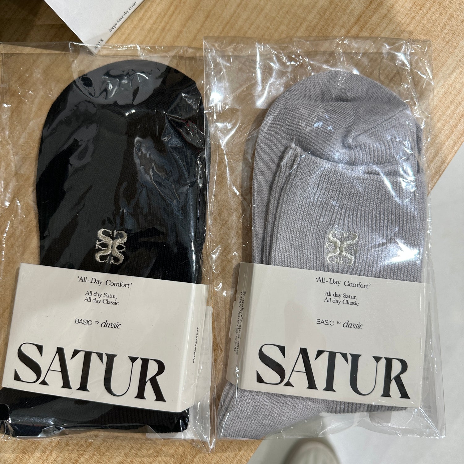 韓國 Satur All day Satur Plain Socks【SR047】
